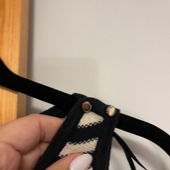 GF Collection- Brown XS Top - Picture 4 of 4